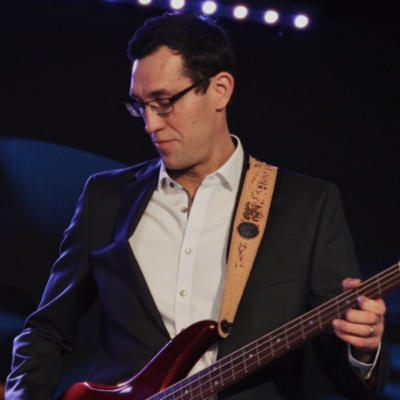 Bass: Falko Jonigkeit